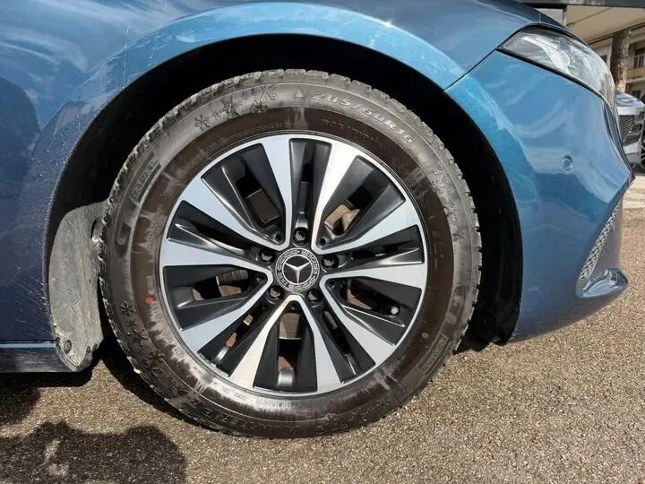 Mercedes-benz A 160 d Premium