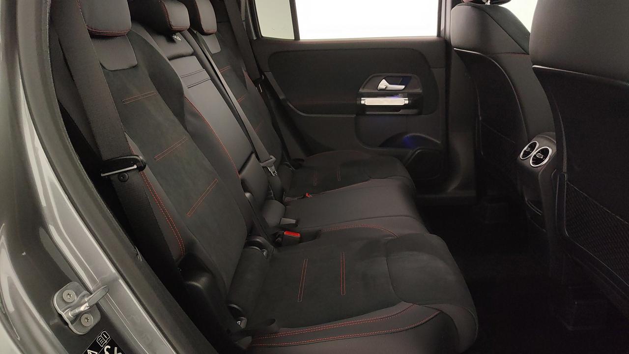 Mercedes-Benz GLB 200 d