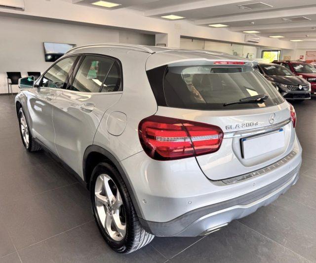 MERCEDES-BENZ GLA 200 2.0 d 136 CV Sport