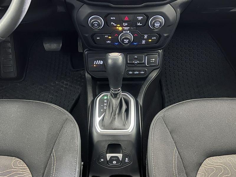 Jeep Renegade 4xe 1.3 T4 PHEV 240cv Upland Cross 4xe Auto