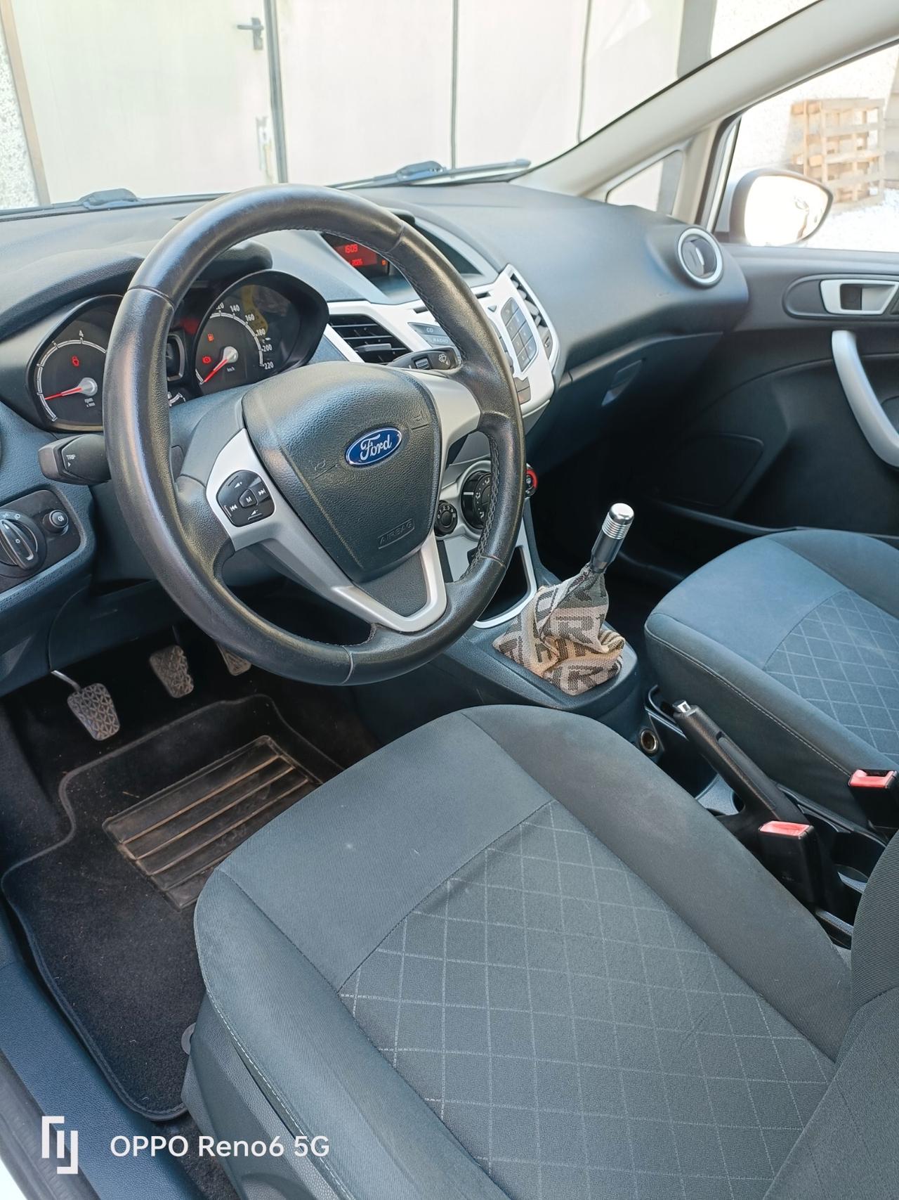 Ford Fiesta Ikon 1.2 8 CV 5 porte