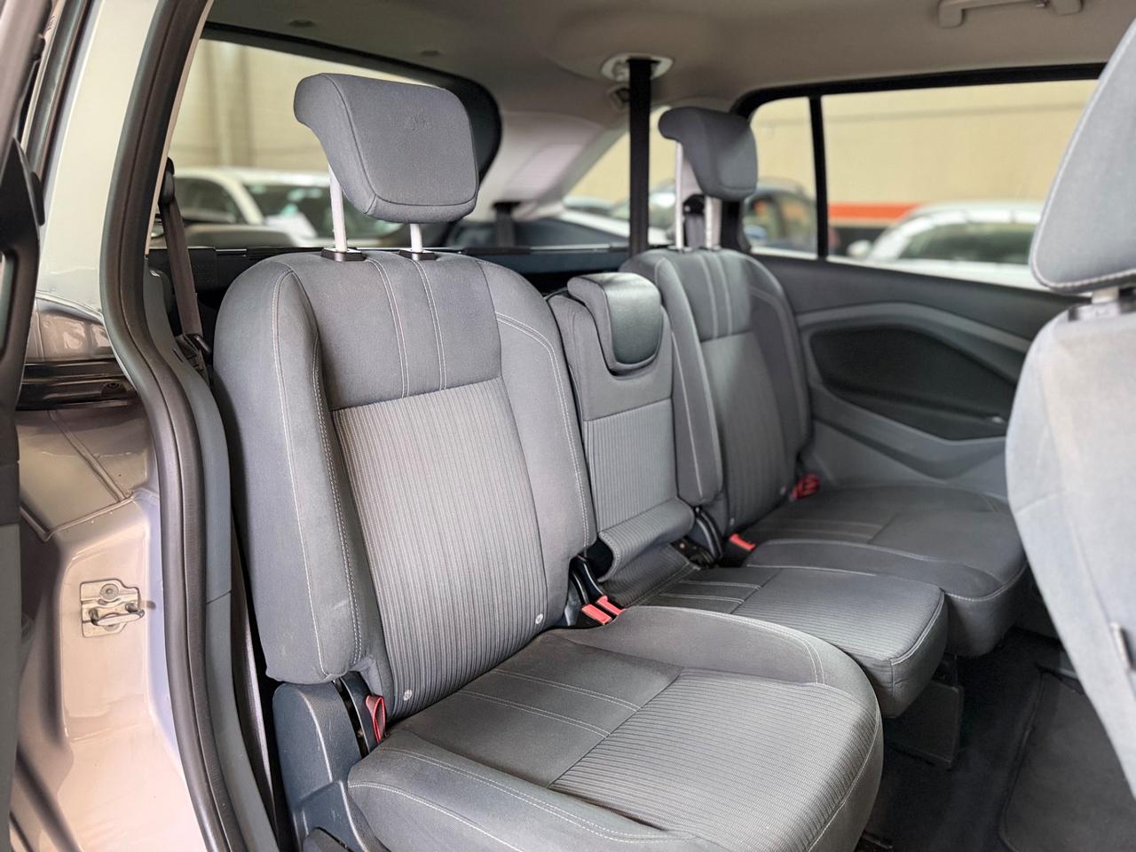 Ford C-Max 1.6 TDCi 115CV Titanium 7 POSTI