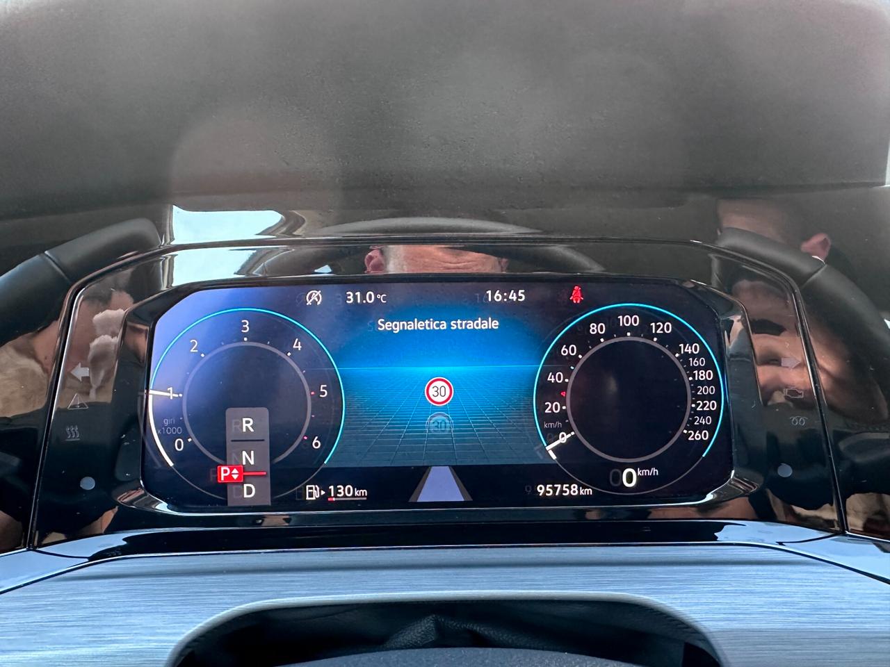VW GOLF 2.0TDI 150CV DSG STYLE EURO6D! FARI IQ LED