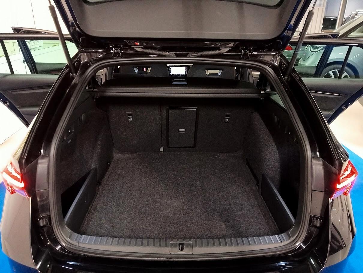 Skoda Octavia 2.0 TDI 200CV RS 4x4 PACK BLACK APP IVA ESPOSTA