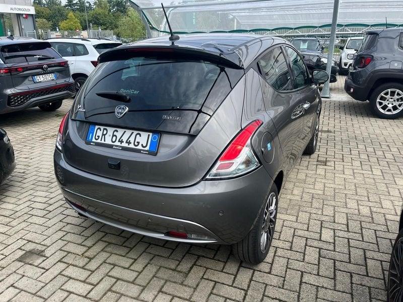 Lancia Ypsilon Ypsilon 1.0 FireFly 5 porte S&S Hybrid Gold Plus