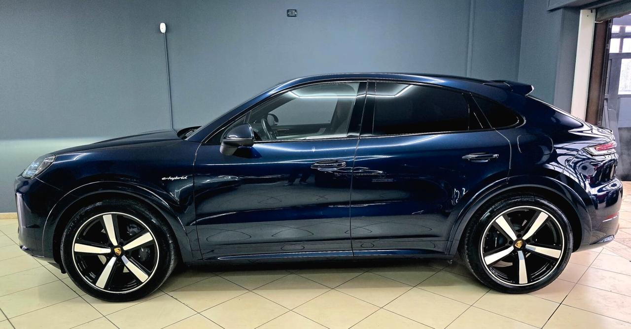 PORSCHE CAYENNE COUPE FACELIFT 3.0 E-HYBRID 470cv