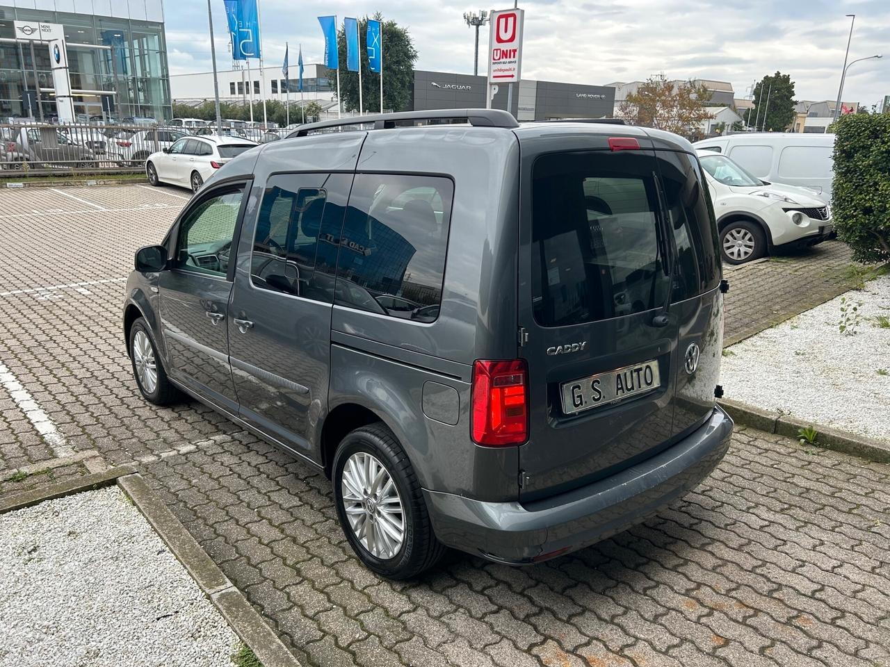 Volkswagen Caddy 2.0 TDI 102cv DSG DANNEGGIATO