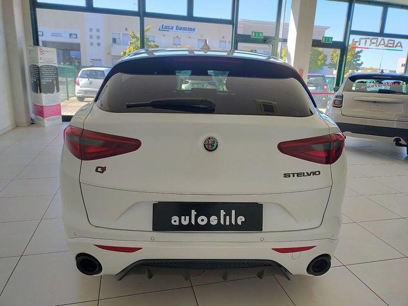 Alfa Romeo Stelvio Stelvio 2.2 Turbodiesel 210 CV AT8 Q4 Veloce Tì
