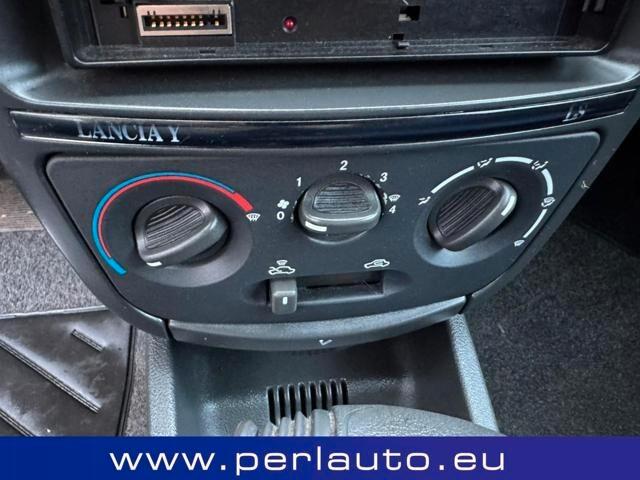 Lancia Y 1.2i 16V cat LS CAMBIO AUTOMATICO