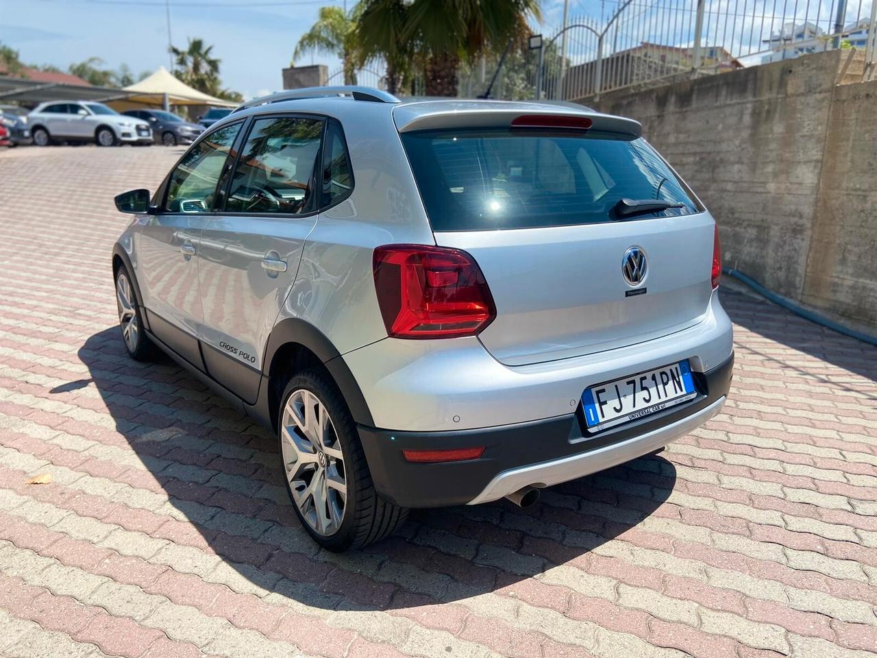 Volkswagen Cross Polo 1.4 TDI 90cv 5p. Bluemotion Technology