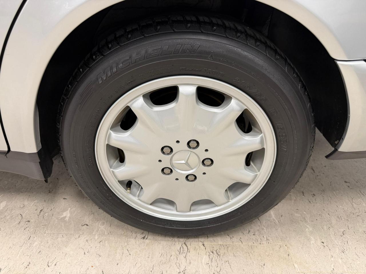 Mercedes-benz E 200 cat Elegance