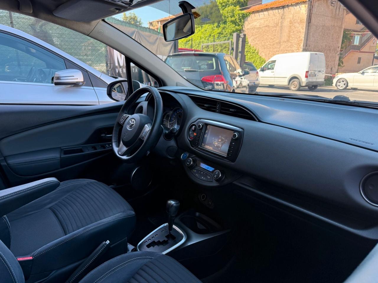 Toyota Yaris 1.5 Hybrid 5p - Full opt - Automatica - Tutto incluso