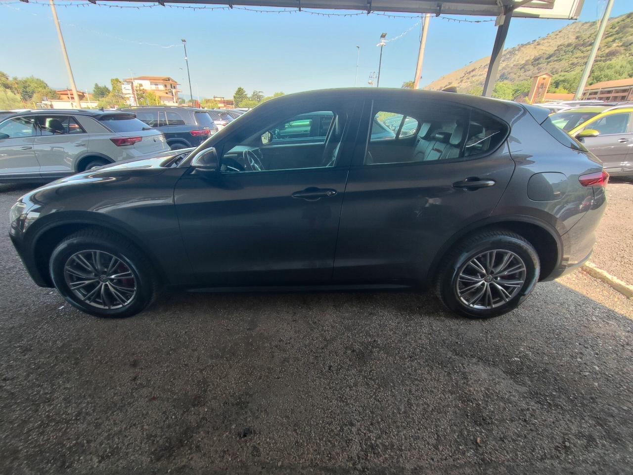 Alfa Romeo Stelvio 2.2 180 CV AT8 Q4 X OPERATORI DEL SETTORE