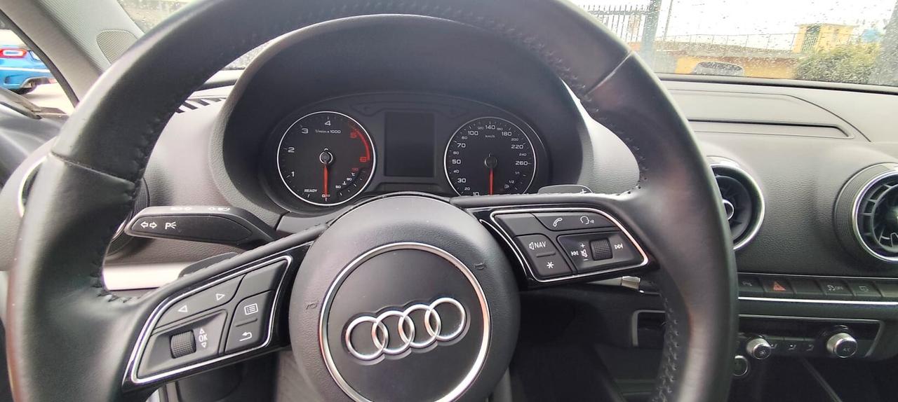 Audi A3 SPB 30 TDI S tronic Business
