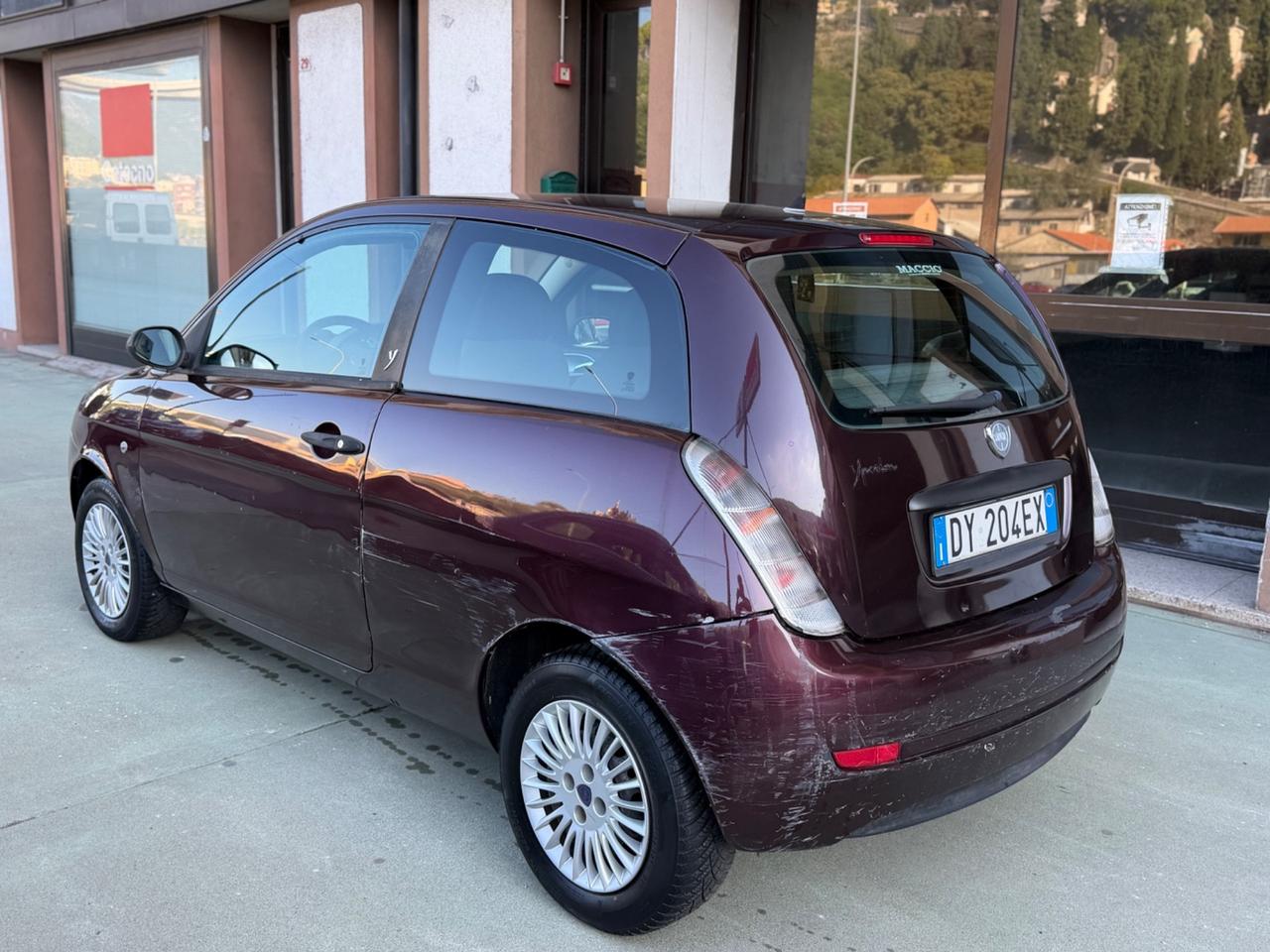 Lancia Ypsilon 1.2 benzina soli 65.000 km - 2009