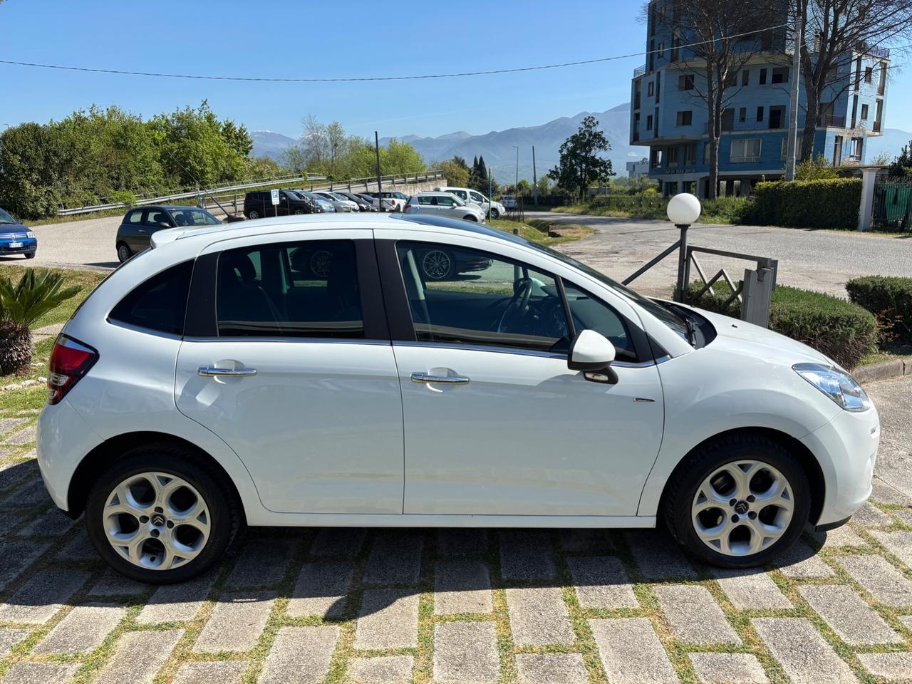 Citroen C3 1.2 82CV Exclusive-12/2015"KM 59.000"