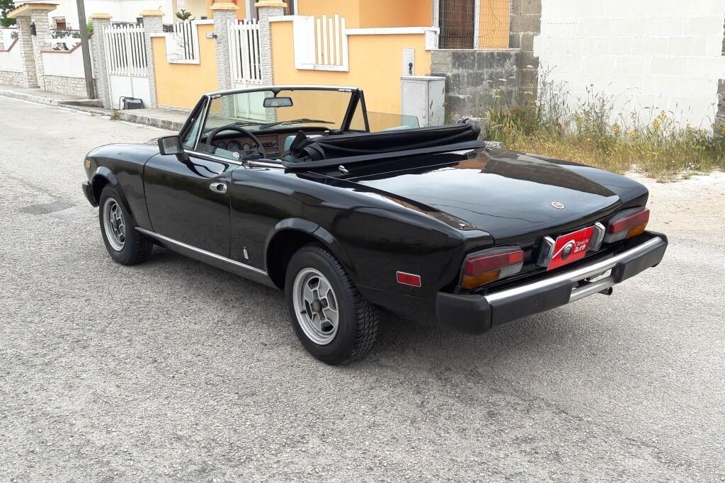 Fiat 124 Spider Pininfarina certif. ASI con C.R.S