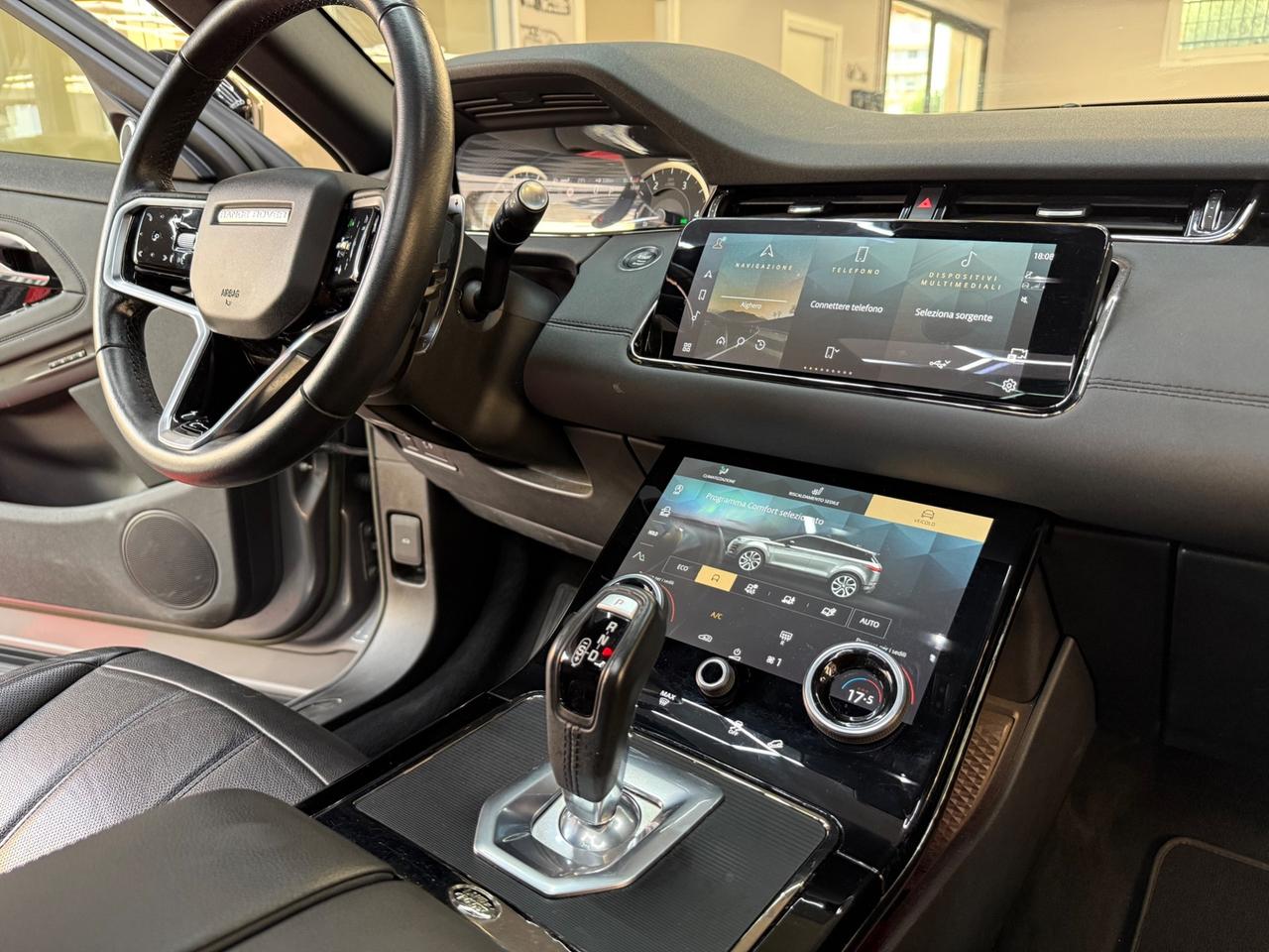 Land Rover Range Evoque 2.0 hybrid R-Dynamic - FABIANOAUTO