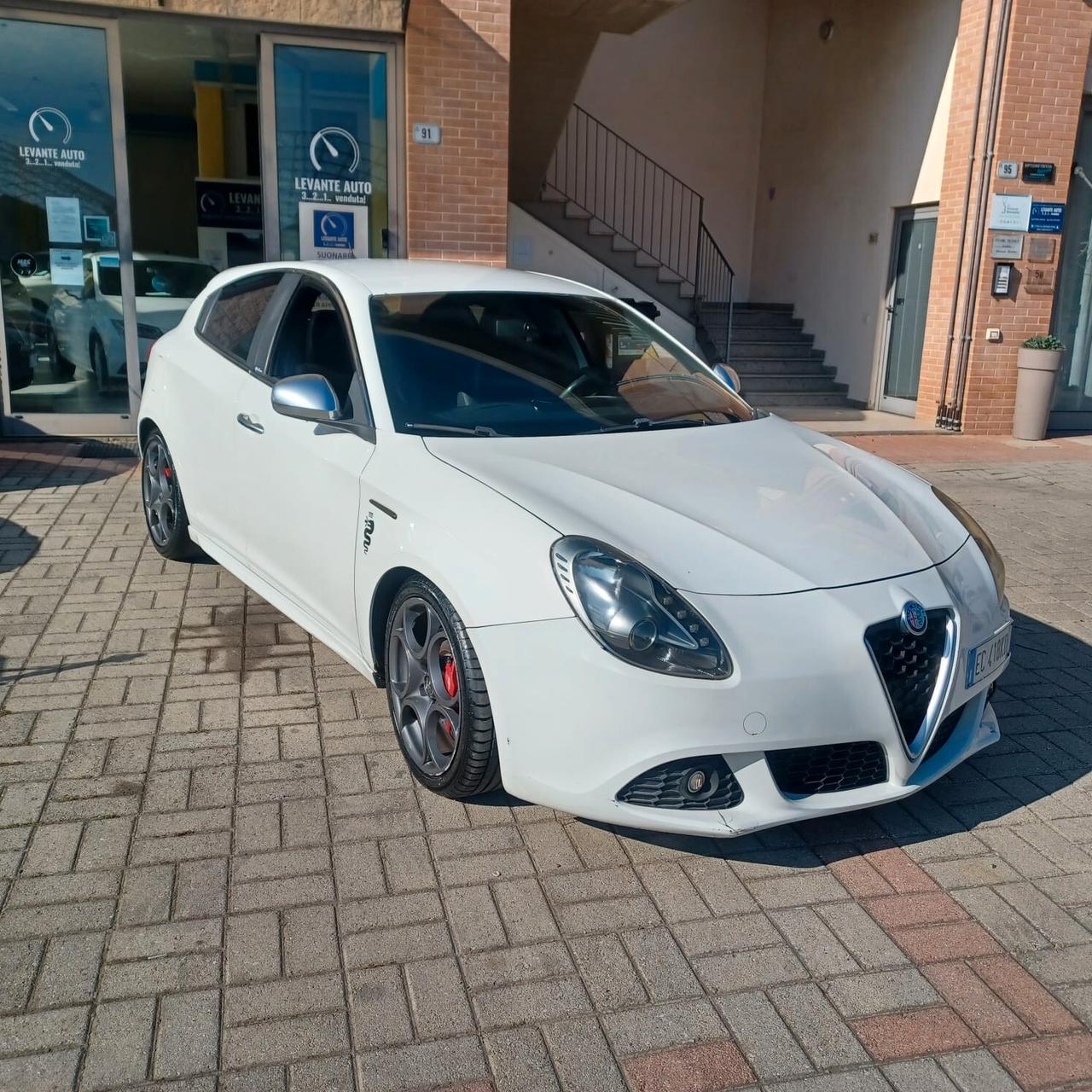 MOLTO BELLA GIULIETTA 2.0TDI 170CV