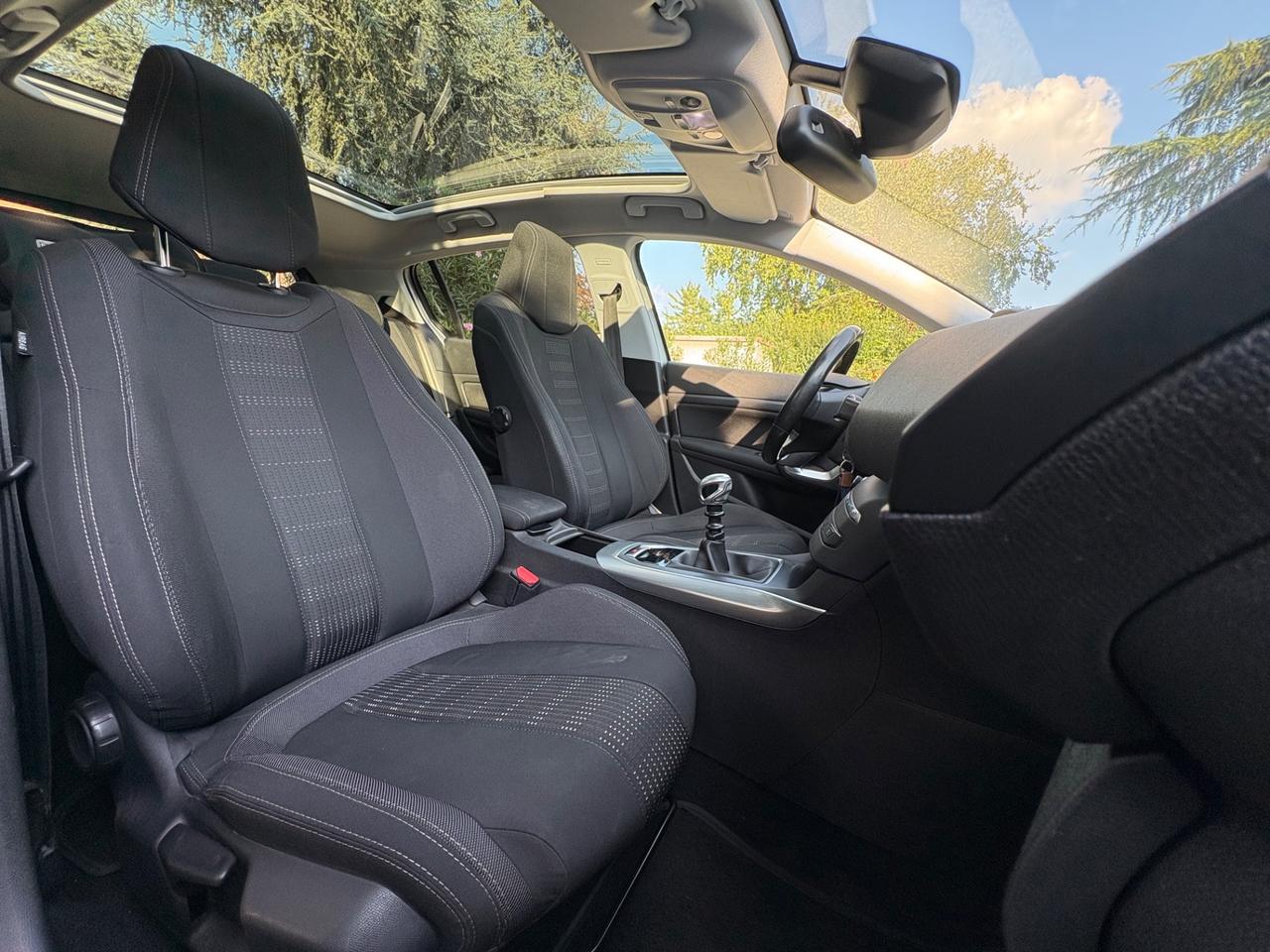 Peugeot 308 5p 1.6 bluehdi 120cv Allure con Tetto Panoramico