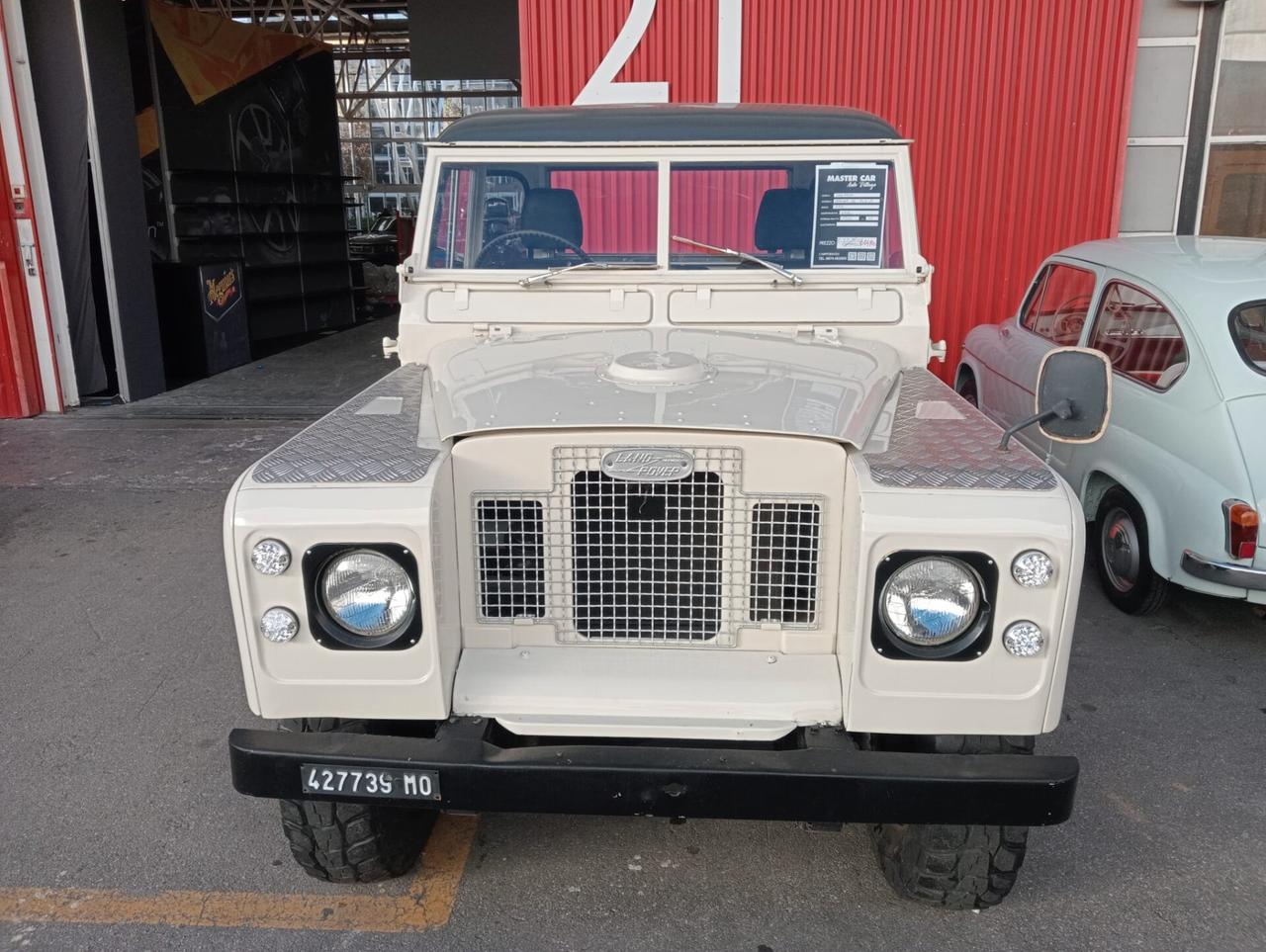 Land Rover Defender 88