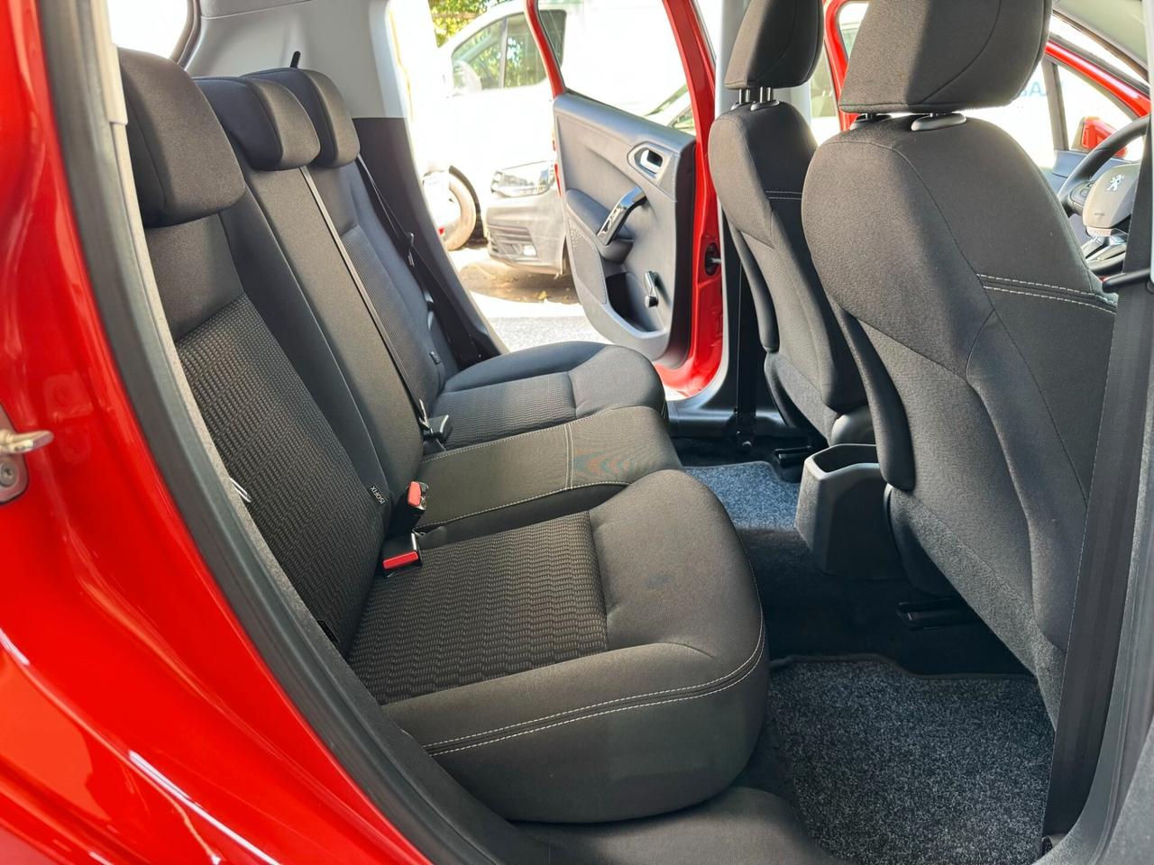 Peugeot 208 1.2 Allure UNIPROPRIETA GARANZIA24MESI