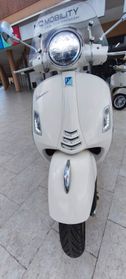 VESPA PIAGGIO GTS 300 SUPER 2019