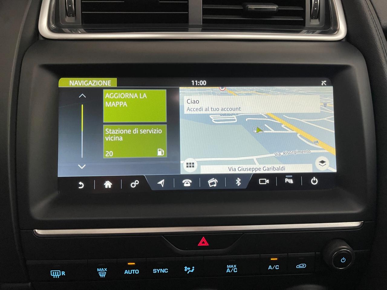 Jaguar E-Pace Dynamic 2.0 i4 awd 200cv auto-LEGGI SOTTO