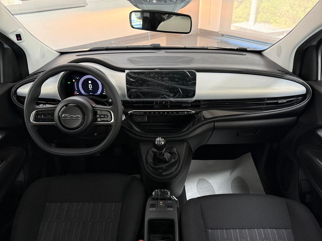 Fiat 500 Icon 1.0 65 MHEV #11976