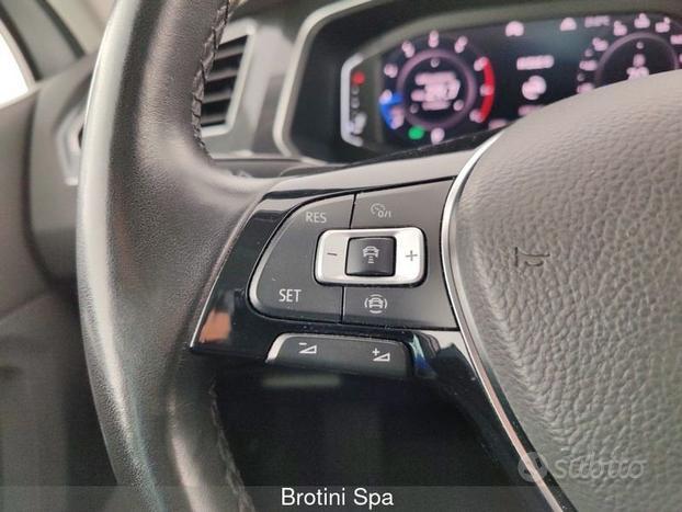 Volkswagen Tiguan 1.5 TSI DSG Sport ACT BlueM...