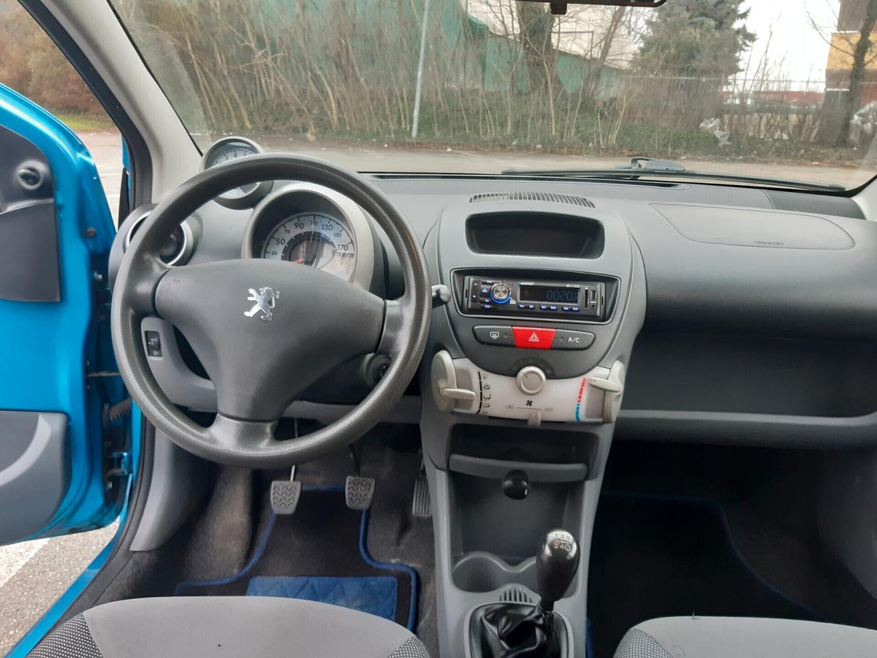 Peugeot 107 1.0 68CV 5p. Plaisir