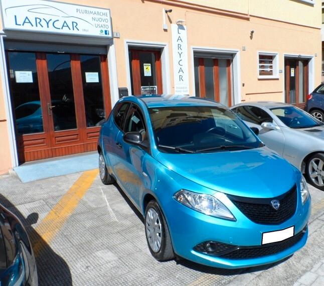 Lancia Ypsilon 1.0 FireFly 70 CV Hybrid Maryne