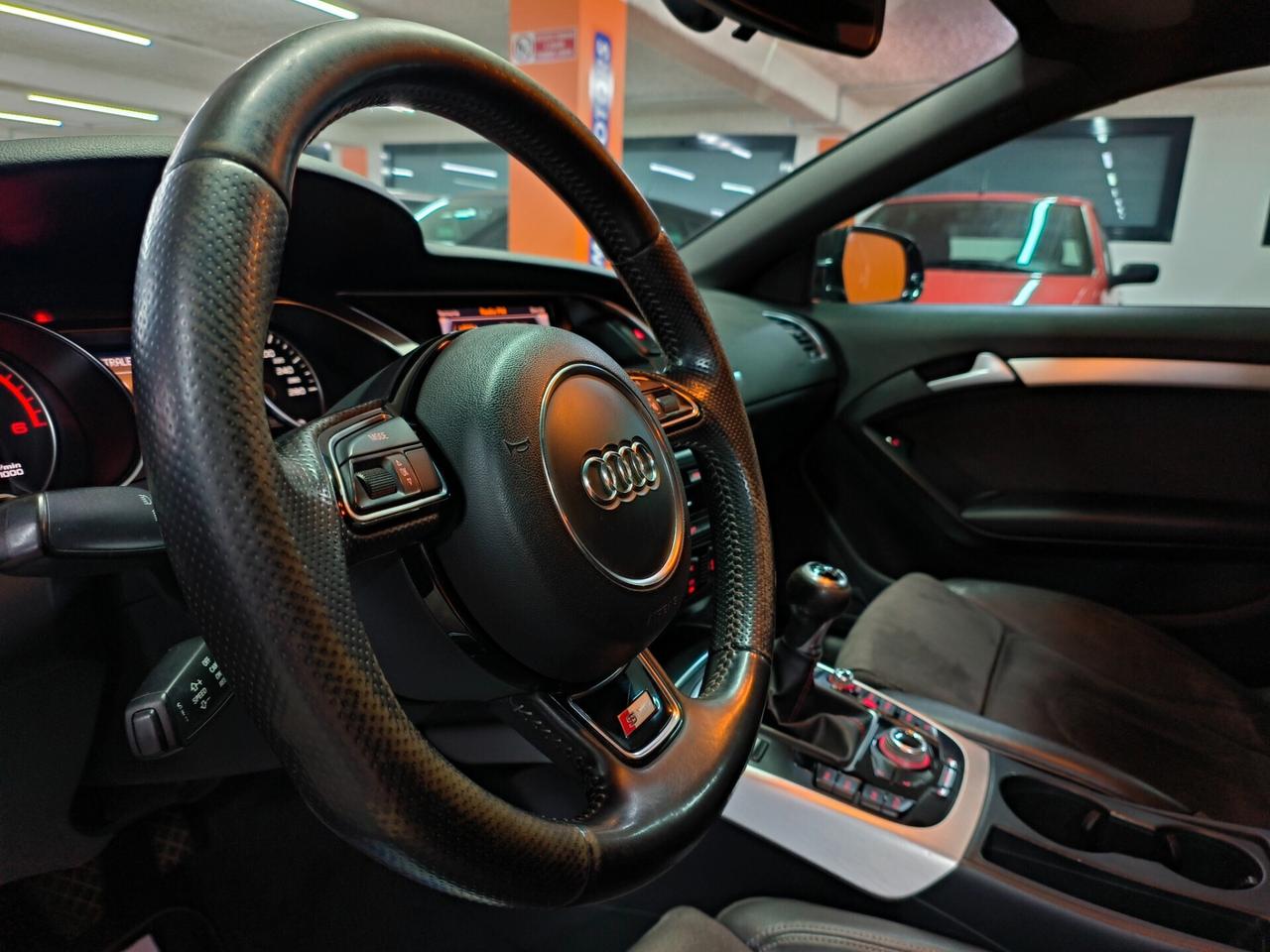 Audi A5 Coupé 2.0 TDI 177 CV S-line Total Black