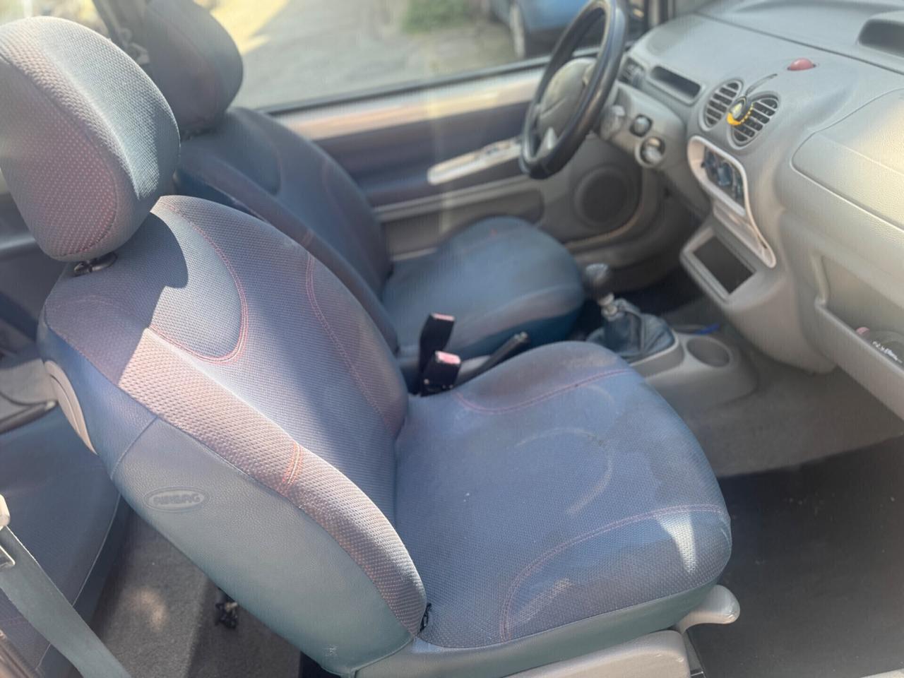 Renault Twingo 1.2i 16V 2004