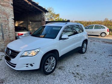 Volkswagen Tiguan 2.0 16V TDI DPF Sport & Style (18°)