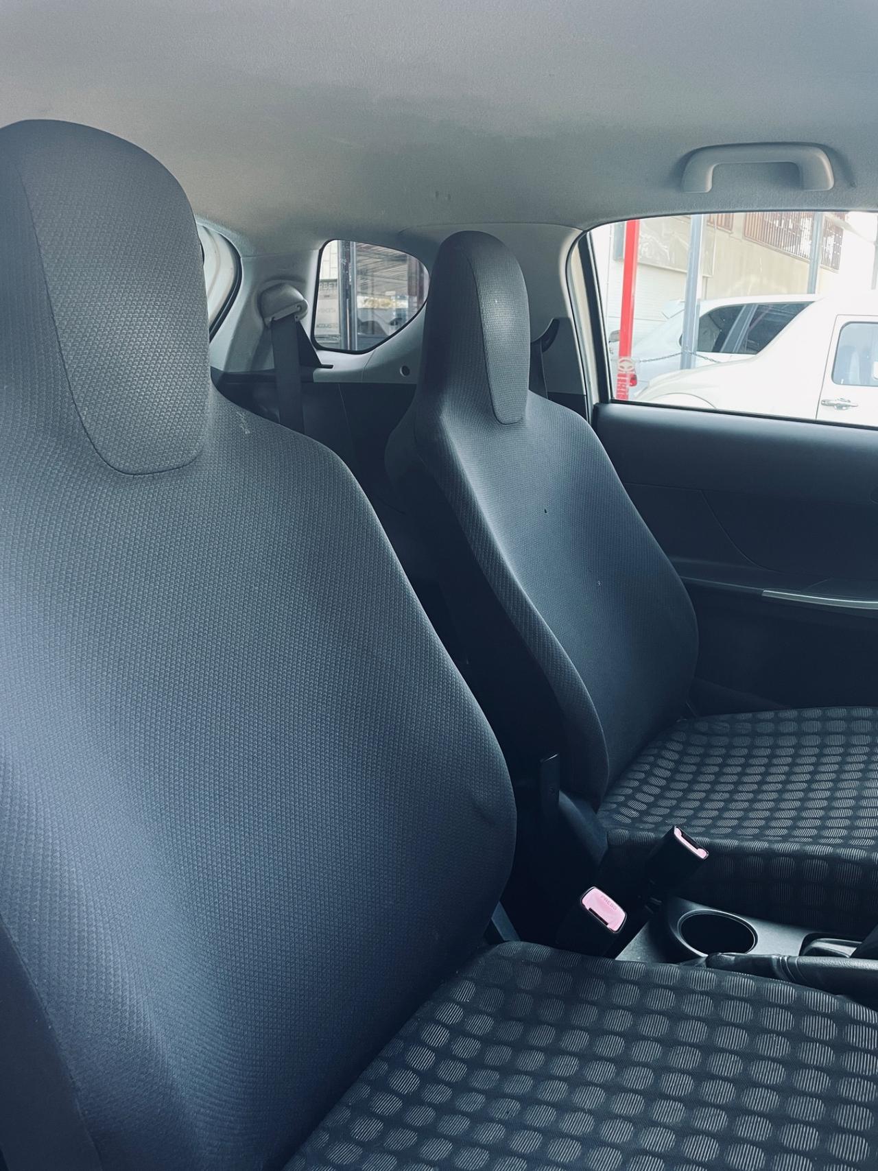 Toyota iQ 1.0