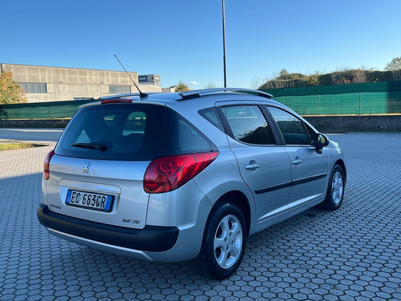 Peugeot 207 1.6 8V HDi 93CV SW Special Edition
