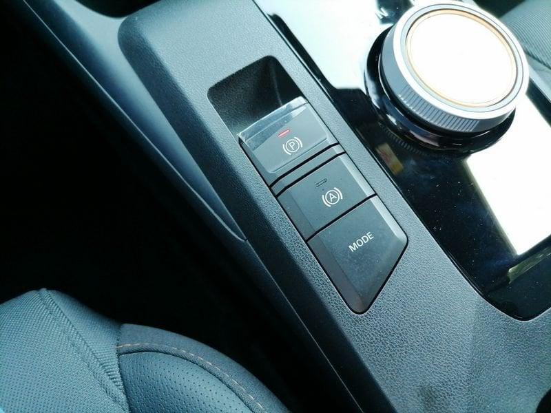 MG MG3 1.5 hybrid+ Luxury auto