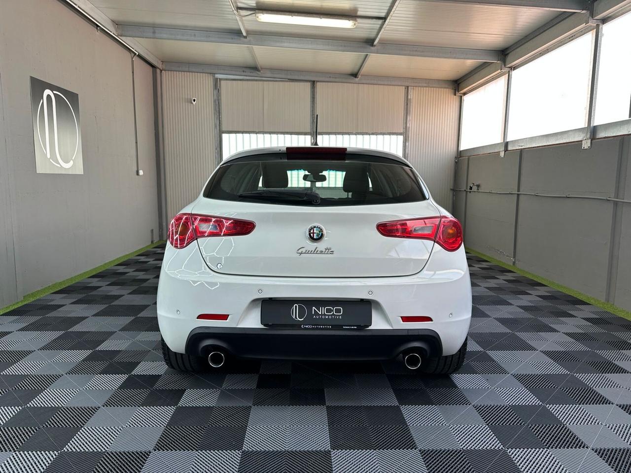 Alfa Romeo Giulietta 2.0 JTDm-2 140 CV Distinctive