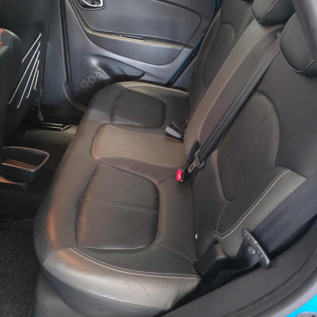 Renault CAPTUR 1.2 BENZINA AUTOMATICA FULL