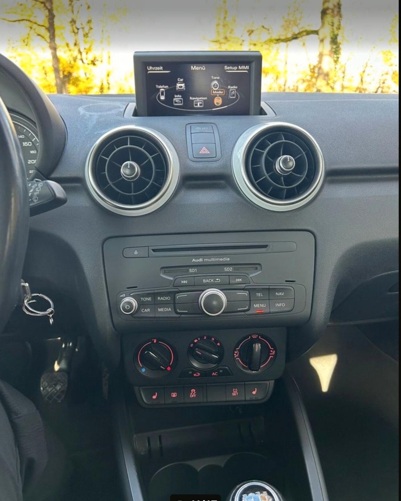 Audi A1 1.6 TDI S line edition plus