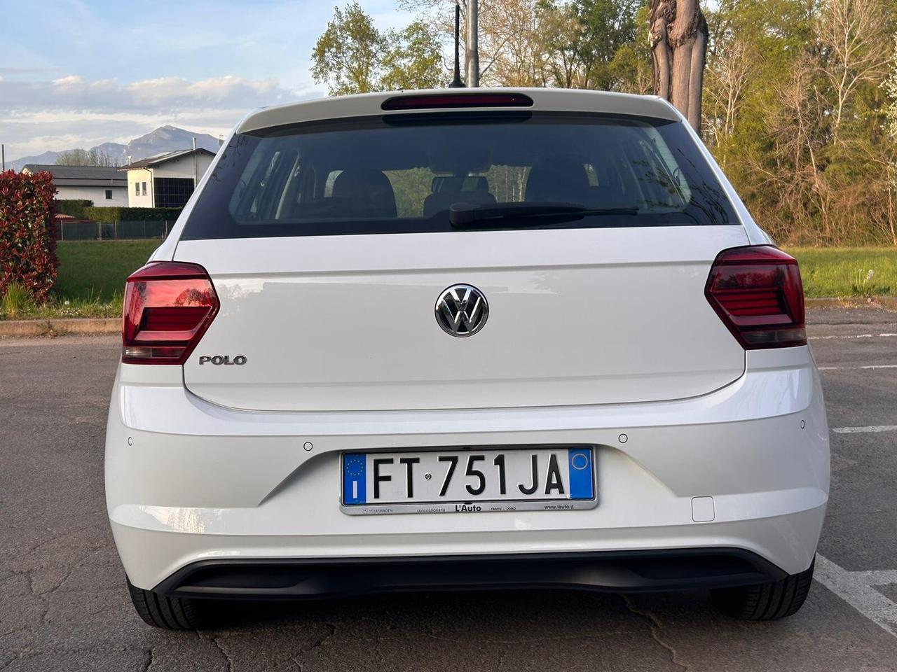 Volkswagen Polo 1.6 TDI 95 CV Highline BlueMotion – Navi – Clima Auto – Euro6 – OK Neopatentati
