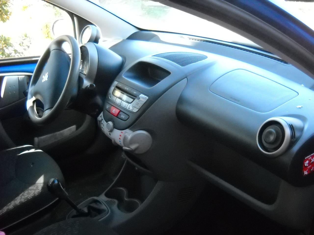 Peugeot 107 1.0 68CV 5p. Desir