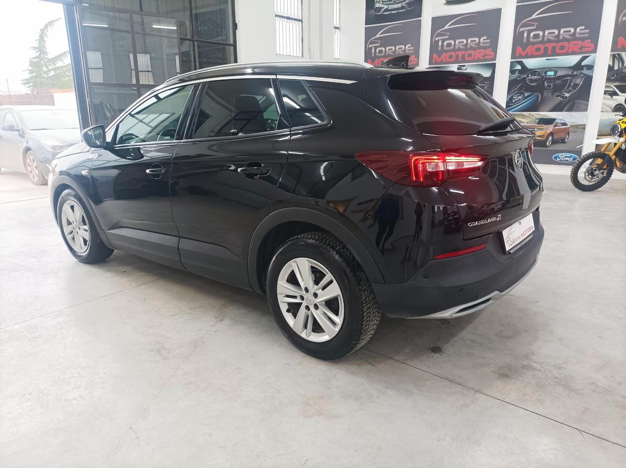 Opel Grandland X 1.6 diesel Ecotec Start&Stop aut. Business 05/2018