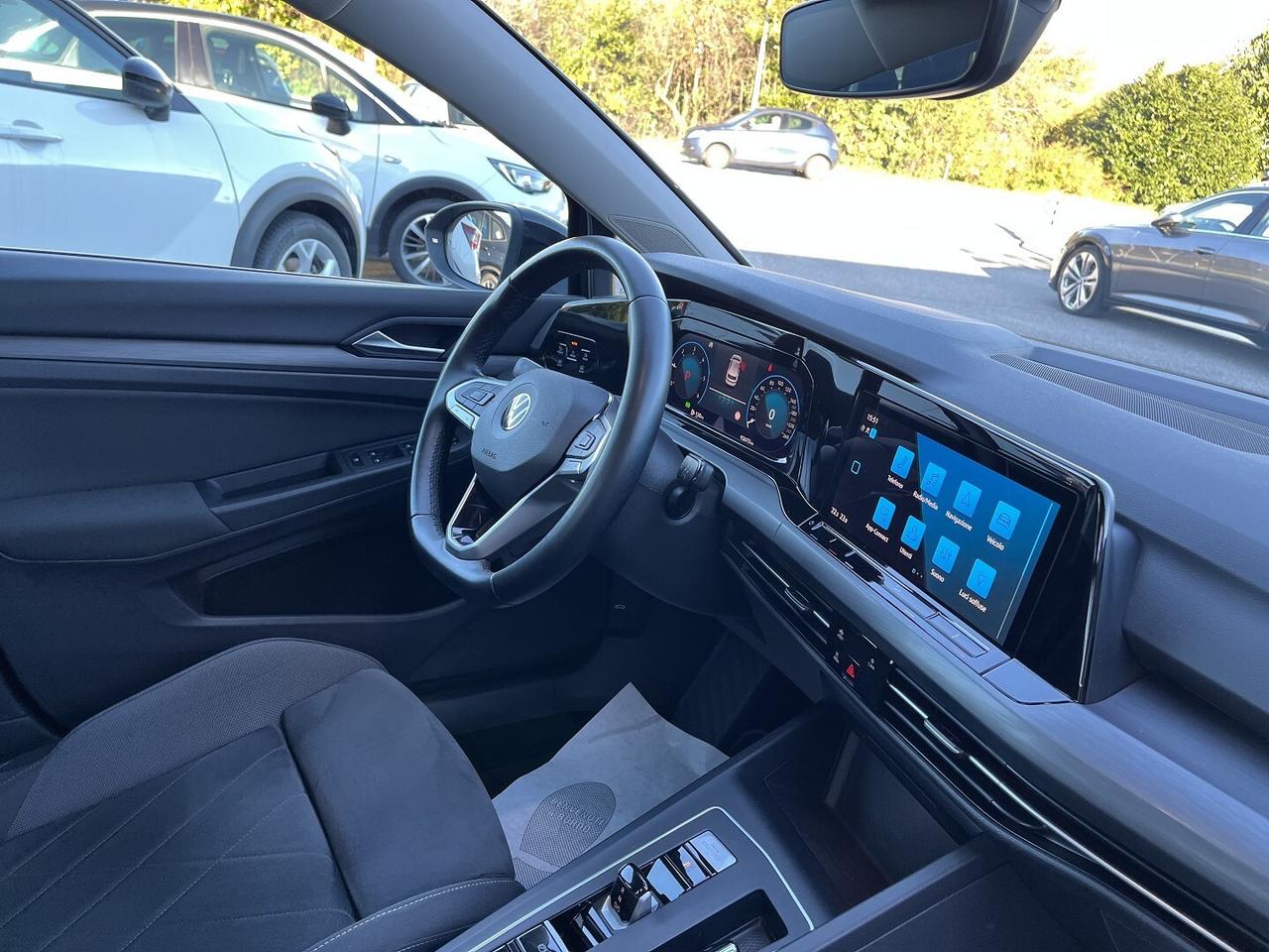 VW GOLF 8 2000 TDI 150 CV DSG