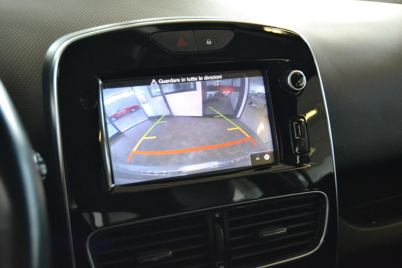 Renault Clio 1.5 dCi 75 CV Intens Navi/Xenon/Cruise/T.cam