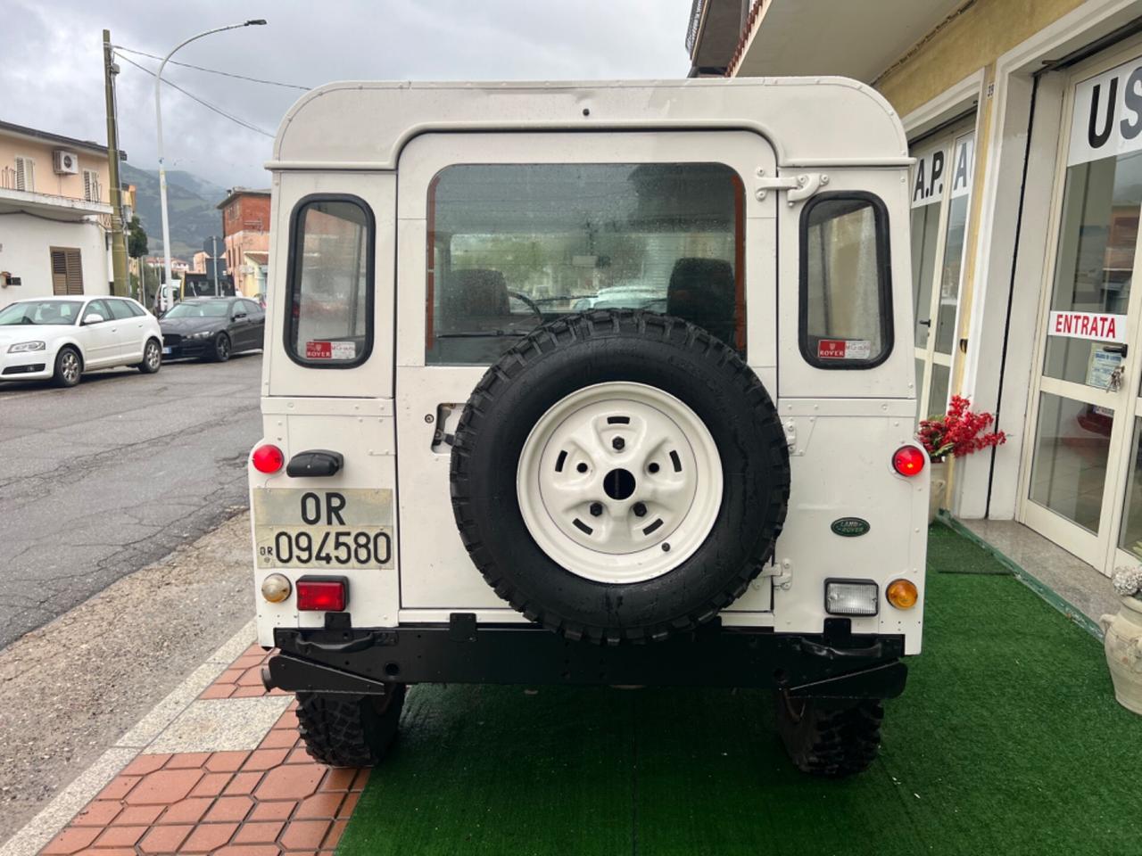 Land Rover Defender 90 2.5 Tdi CORTO 7 POSTI