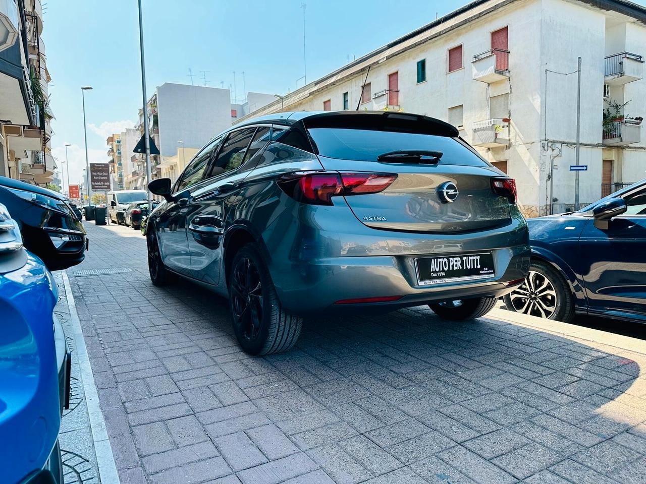 Opel Astra 1.6 CDTi 136CV 5p