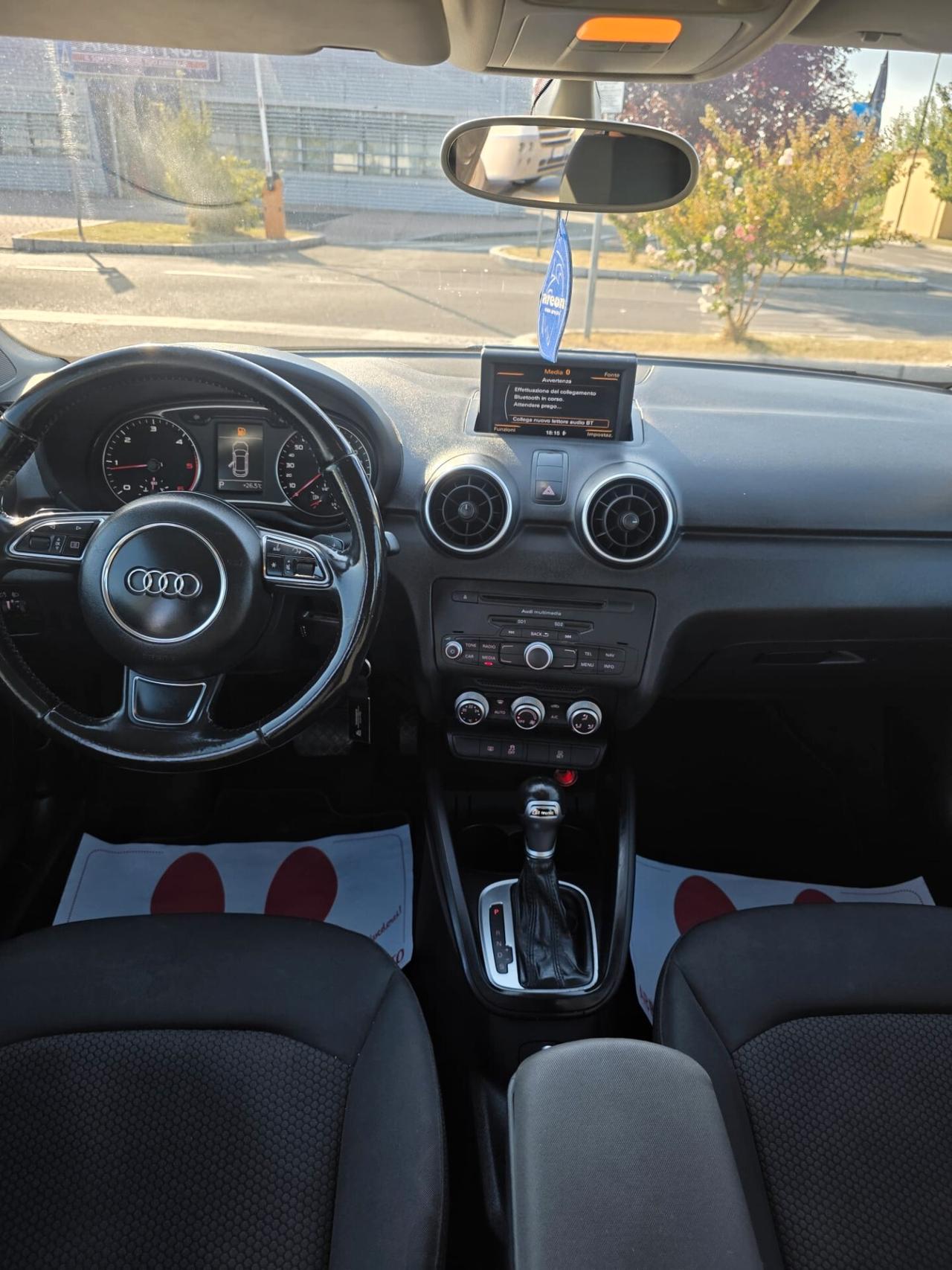Audi A1 1.6 TDI S line edition plus