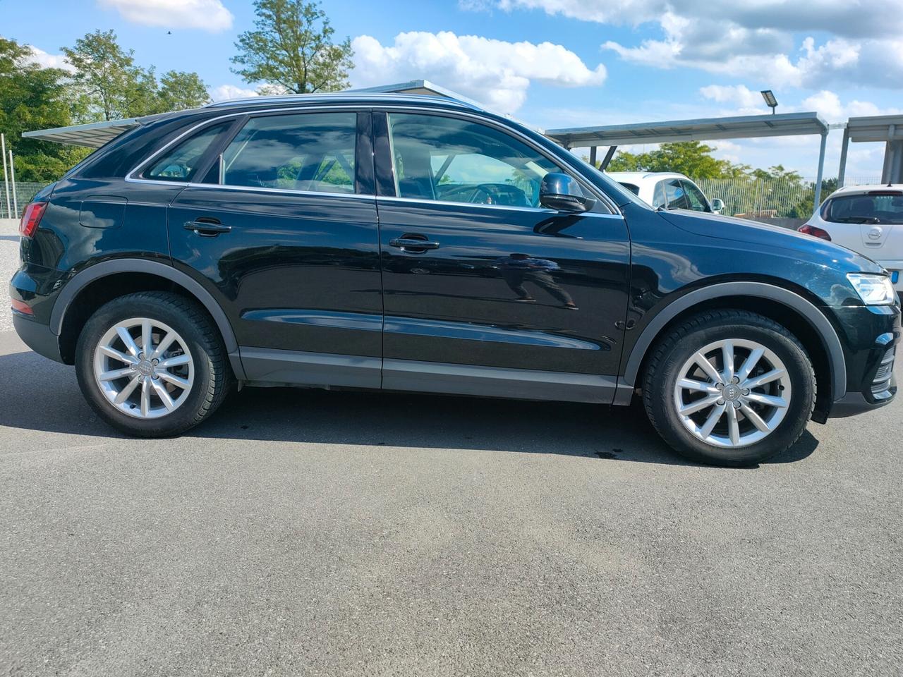 Audi Q3 2.0 TDI 150 CV Business MANUALE 68000KM